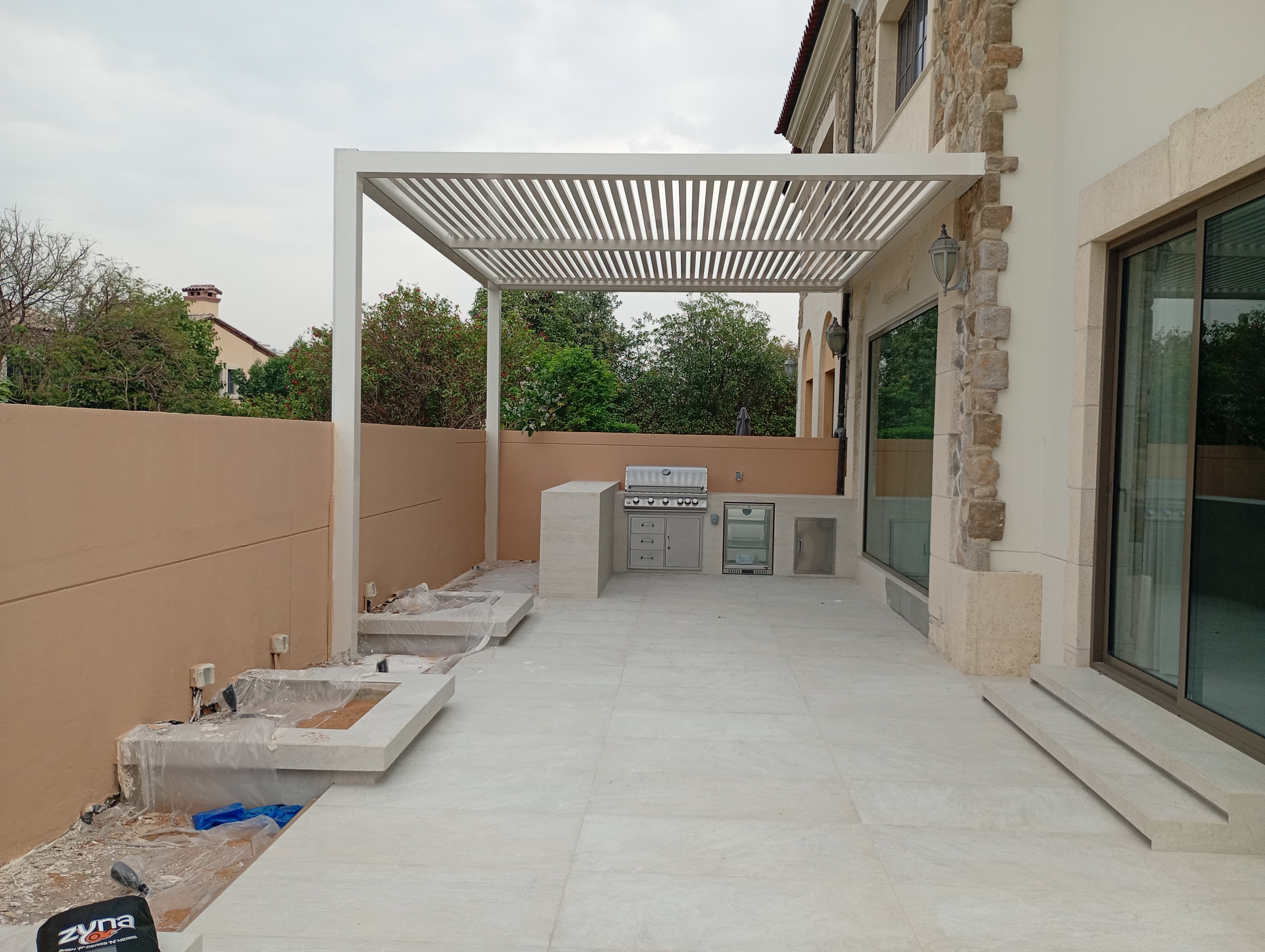 Luxury Premium Outdoor Pergola UAE Rooftop